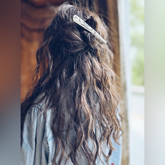 Hair Clip Enamel Base & Iridescent Stones - Picture 7 of 13